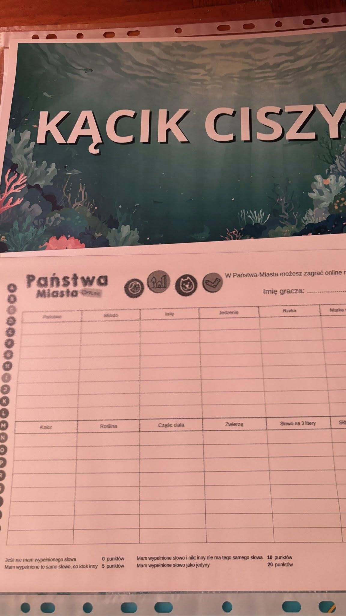 Read more about the article Cicha sala podczas balu karnawałowego