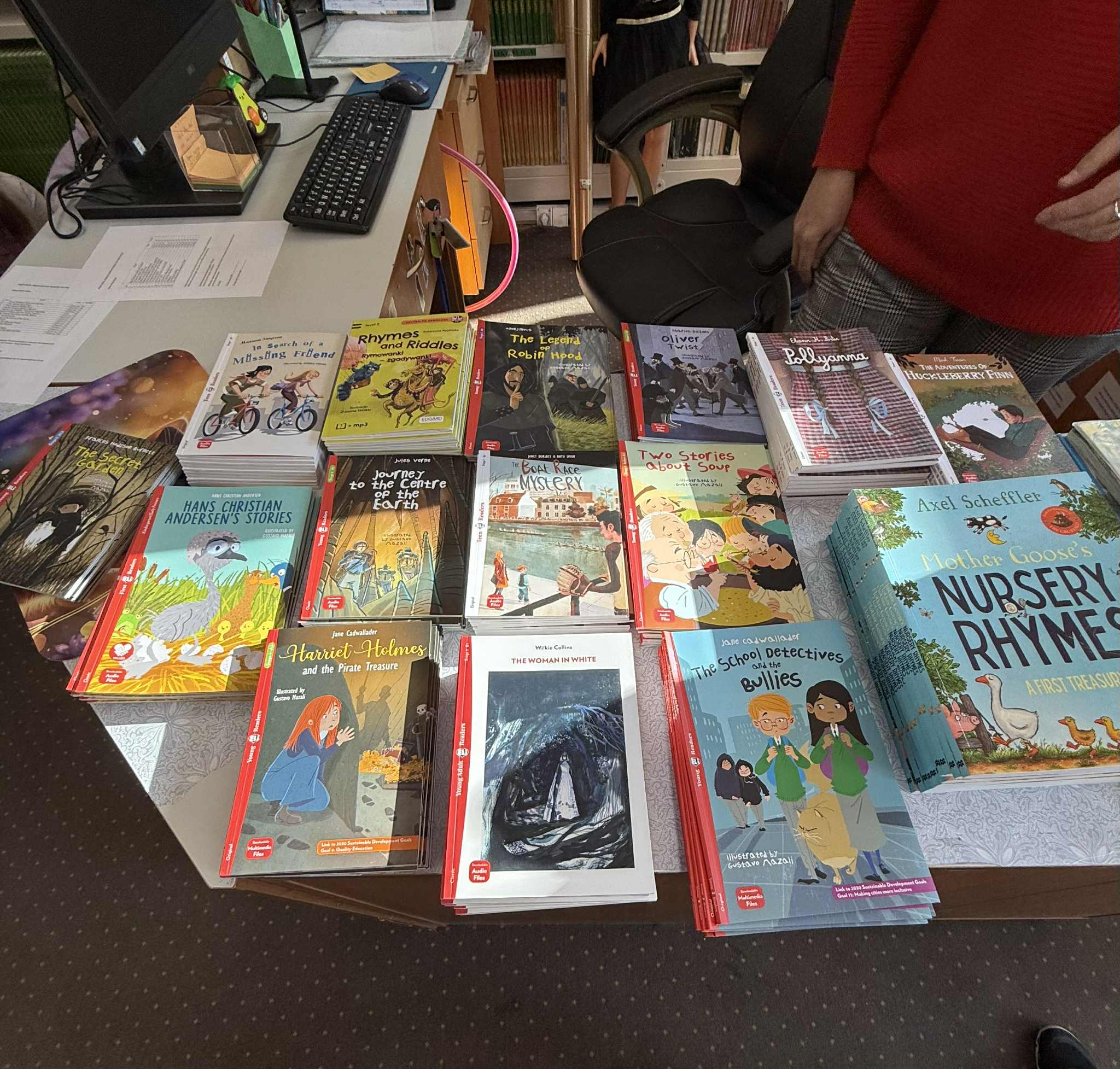 Read more about the article 150 książek po angielsku w naszej bibliotece.